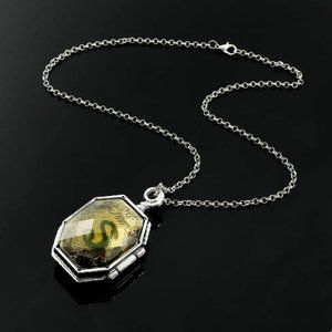 Harry Potter Magic Horcrux of Salazar Slytherin's Locket Pendant Necklace